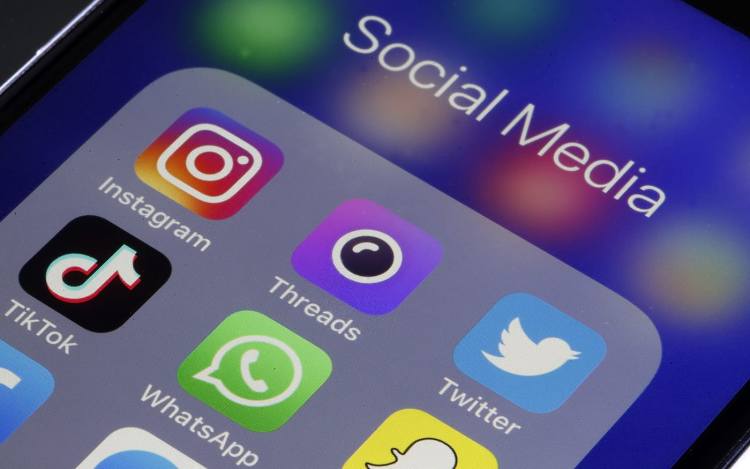 Facebook, WhatsApp e Instagram são aplicativos mais baixados da década
